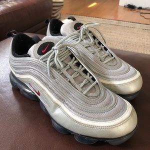 Nike, Air VaporMax 97, color silver bullet, size Men US 10.5